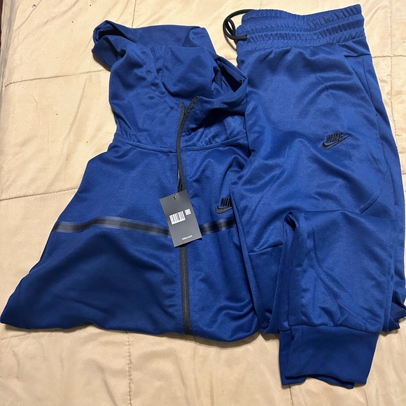 Nike Other - Men’s Nike Blue Joggers Set